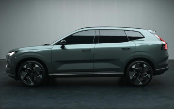 沃尔沃XC70:以SMA架构重塑混动豪华新标准